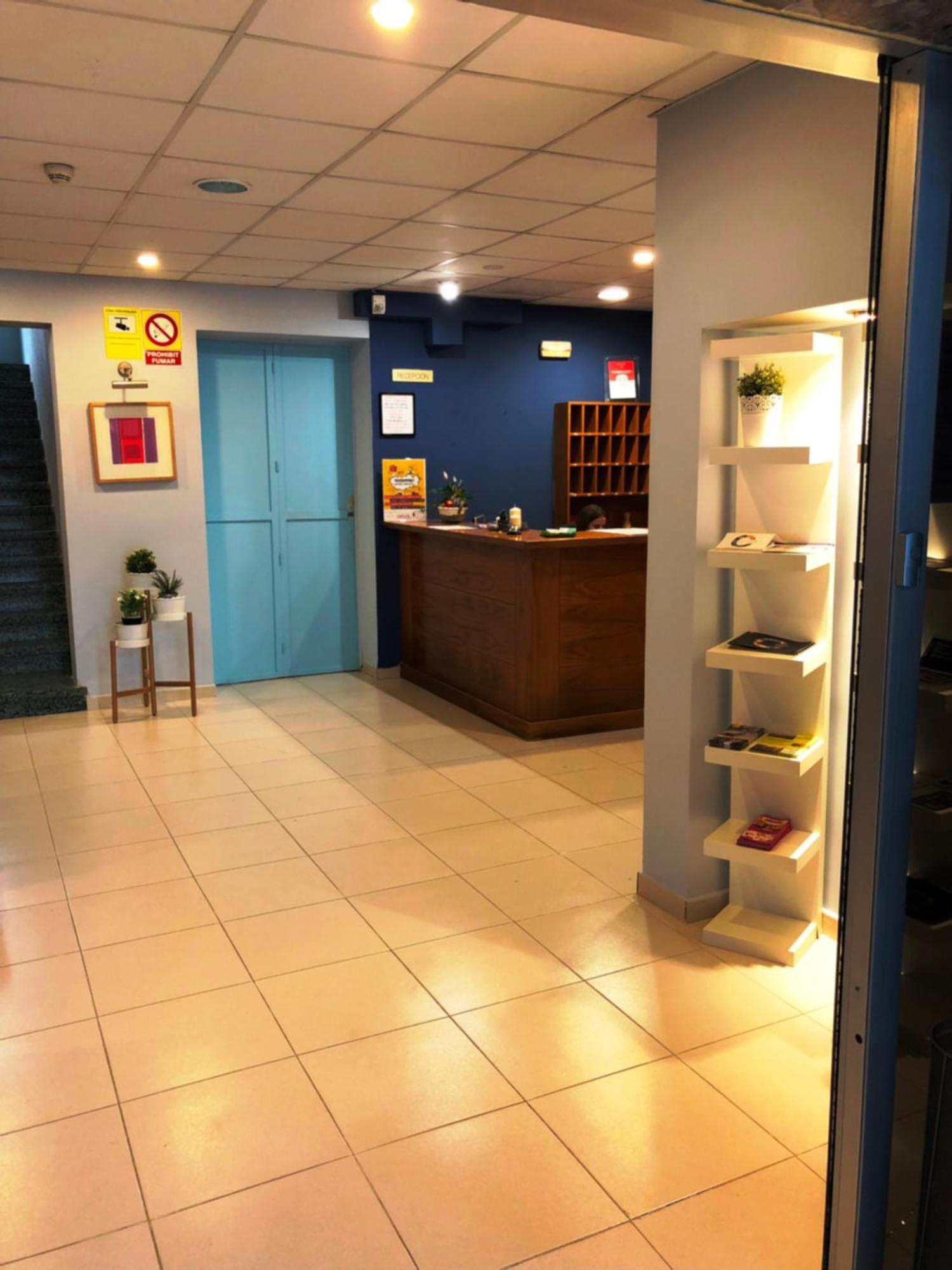 Hotel Sant Jordi Segur de Calafell Extérieur photo