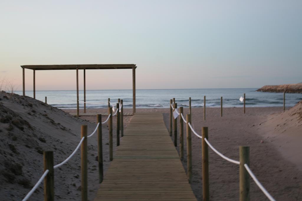 Hotel Sant Jordi Segur de Calafell Extérieur photo