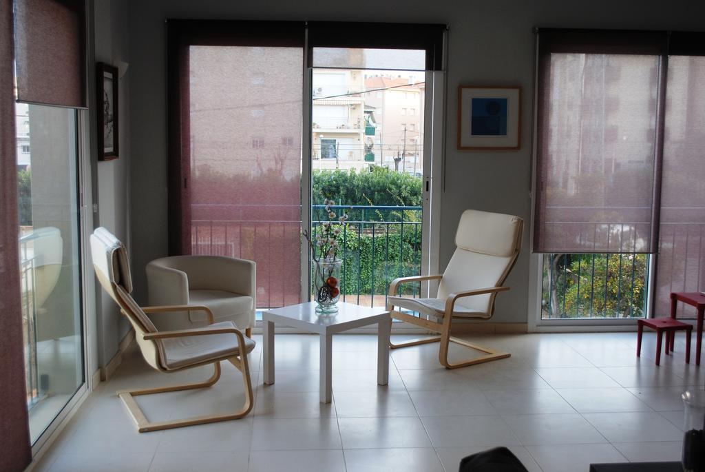 Hotel Sant Jordi Segur de Calafell Extérieur photo